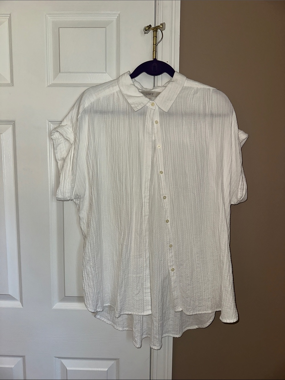 Loft-Lightweight White Button-Up Shirt - Women Relaxed Fit
